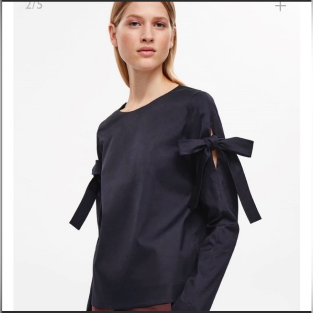 COS navy top with bow-tie sleeves, size US 6 (S/M)